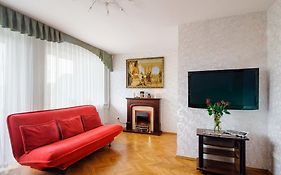 Апартаменты Маяковского, 8